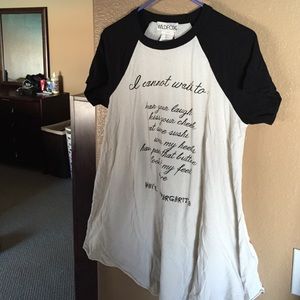 Wildfox maternity size m t-shirt